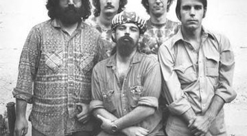 O Grateful Dead, em 1971: banda sai em turnê em 2009, sem o guitarrista Jerry Garcia (primeiro da esquerda para a direita), morto em 1995 - Reprodução/Site oficial