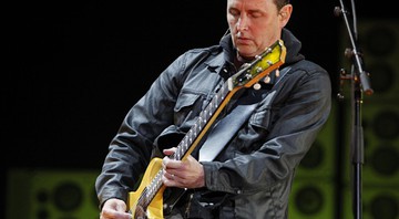 Mike McCready esbanjou solos durante o primeiro show da turnê <i>Pearl Jam Twenty</i> no Brasil - MRossi/Divulgação