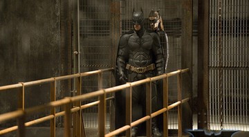 Batman e a Mulher Gato em <i>Batman: O Cavaleiro das Trevas Ressurge</i> - Divulgação