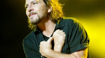 Eddie Vedder em show na França, em 2 de julho - Divulgação