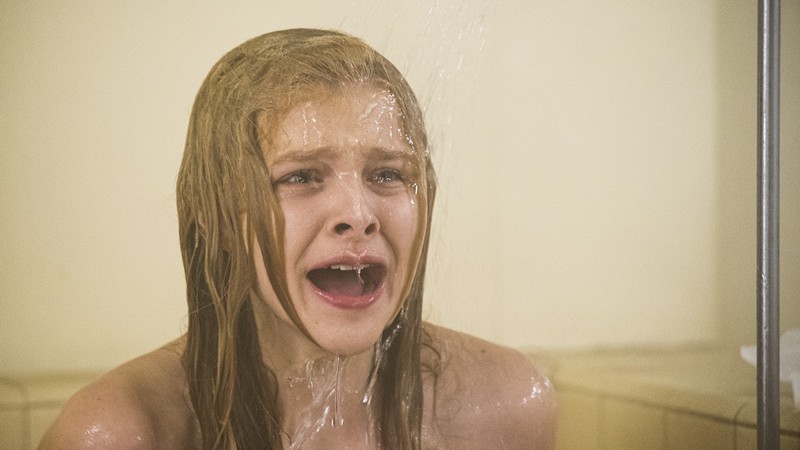 Chloë Moretz como Carrie, A Estranha - Divulgação