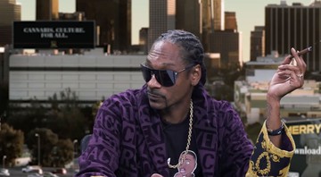 Imagem Snoop Dogg ganha 'buquê' com 48 baseados para comemorar o aniversário; veja