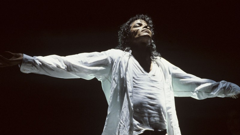 Michael Jackson, em apresentação em Los Angeles, em janeiro de 1989 (Foto: Greg Allen / Retna Ltd./MediaPunch /IPX)