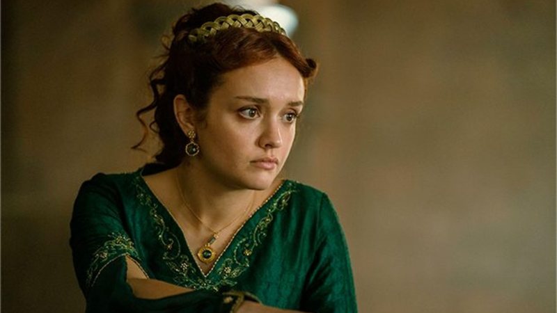 Olivia Cooke como Alicent Hightower em A Casa do Dragão (Foto: Reprodução/HBO)