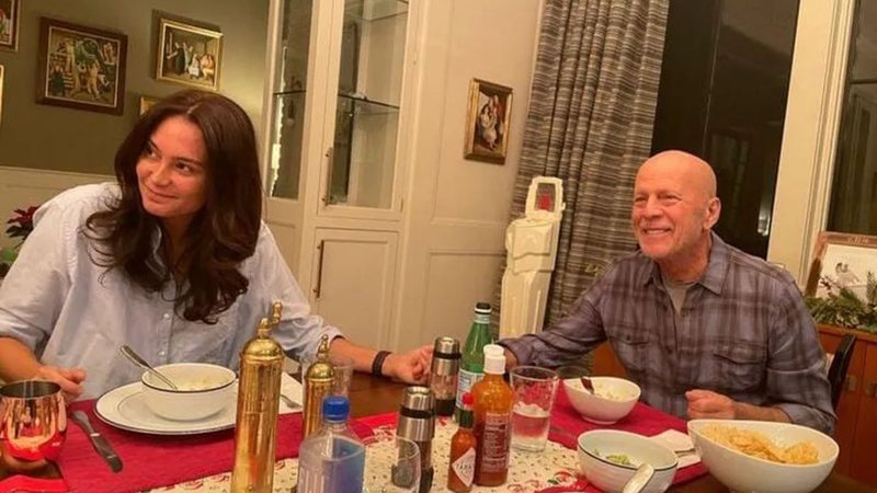 Emma Heming e Bruce Willis (Foto: Reprodução / Instagram)