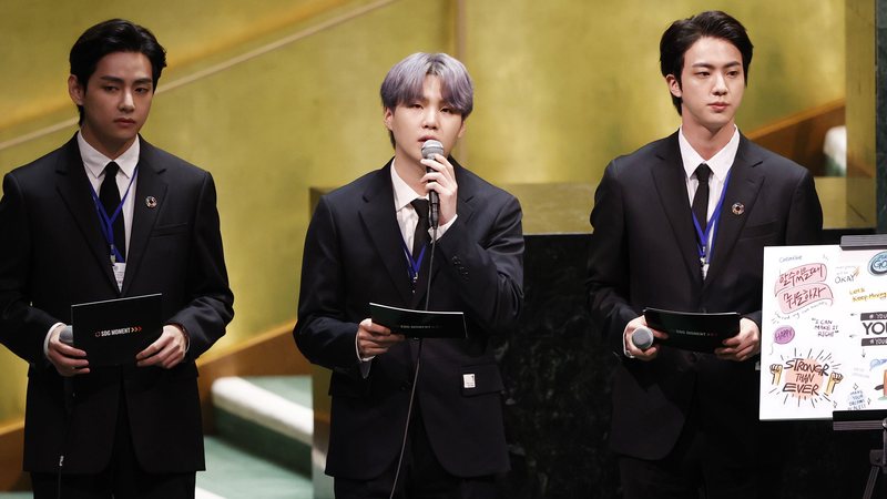 Taehyung/V, Suga e Jin do BTS (Foto: Getty Images)