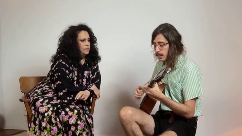 Gal Costa e Tim Bernardes (Foto: Reprodução / Youtube)