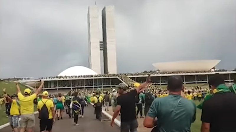 Cena da invasão (Foto: Reprodução/ Redes sociais)