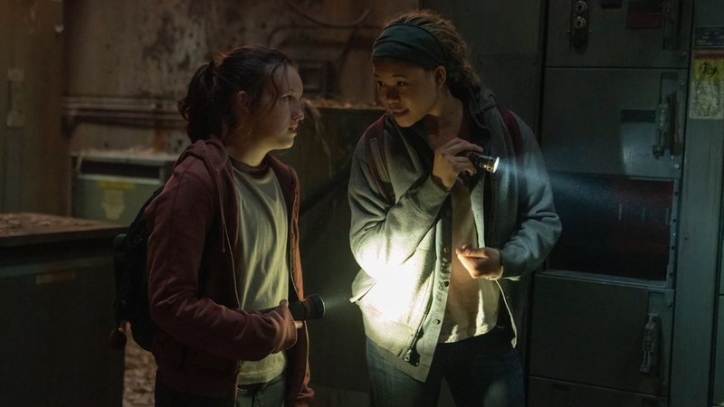 Bella Ramsey e Storm Reid em The Last of Us (Foto: Divulgação)