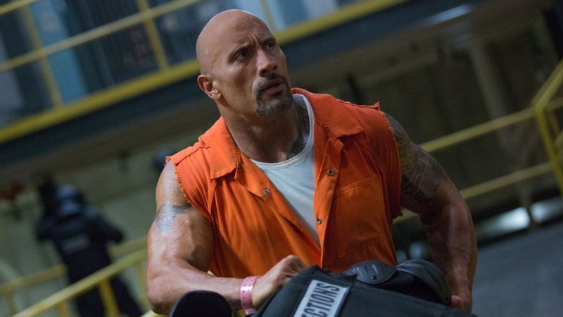 Dwayne 'The Rock' Johnson como Hobbs, de Velozes e Furiosos (Foto: Divulgação)