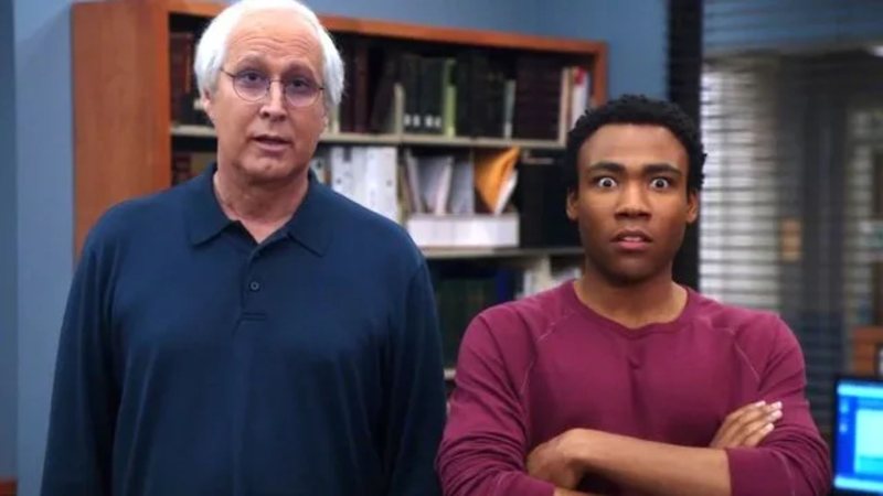 Donald Glover e Chevy Chase em Community (Foto: Divulgação)