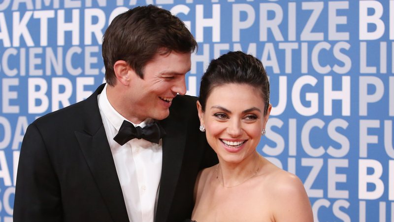 Mila Kunis e Ashton Kutcher (Foto:Jesse Grant/Getty Images)