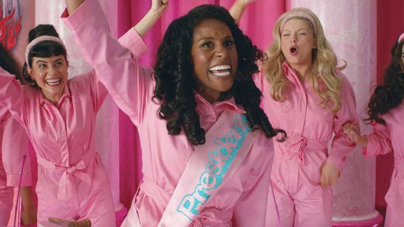 Issa Rae como Barbie Presidente em Barbie (Foto: Reprodução/Warner Bros. Discovery)