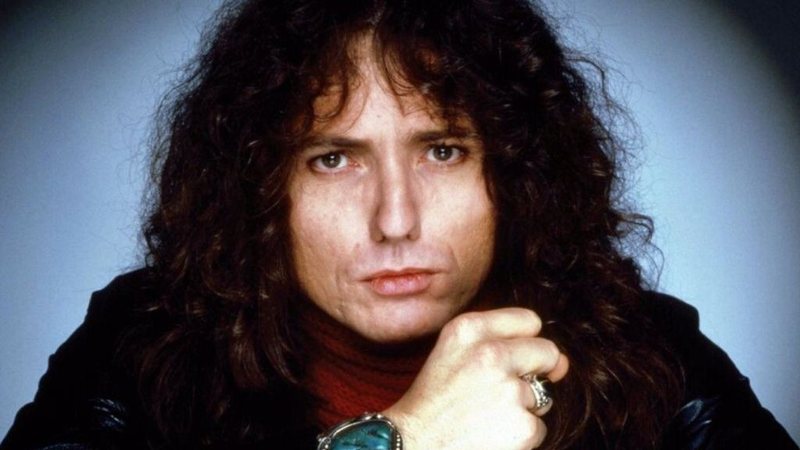 Imagem David Coverdale revela por que decidiu cortar o cabelo após tantos anos