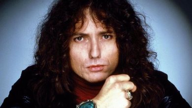 Imagem David Coverdale revela por que decidiu cortar o cabelo após tantos anos