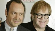 Kevin Spacey e Elton John em 2003 (Foto: Dave Hogan / Getty Images)