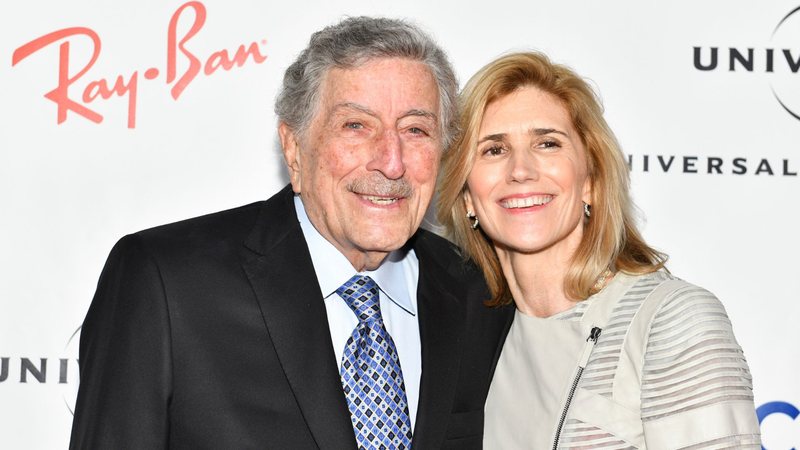 Tony Bennett e a esposa, Susan Benedetto (Foto: Rodin Eckenroth/Getty Images)