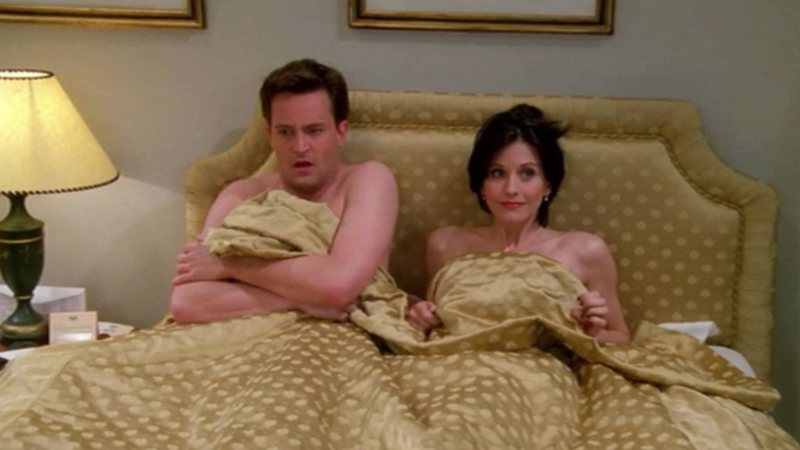 Matthew Perry impediu que Chandler traísse Monica em Friends (Foto: Reprodução/Warner Bros. Television)