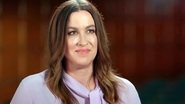 Alanis Morissette no programa 'Finding Your Roots', da PBS (Reprodução/YouTube)