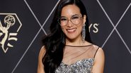 Ali Wong, de Treta, é a primeira mulher asiática a vencer o Emmy como protagonista (Foto: Frazer Harrison/Getty Images)