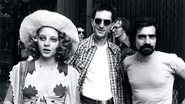 Jodie Foster, Robert De Niro e Martin Scorsese no set de Taxi Driver – Motorista de Táxi (Foto: Divulgação)