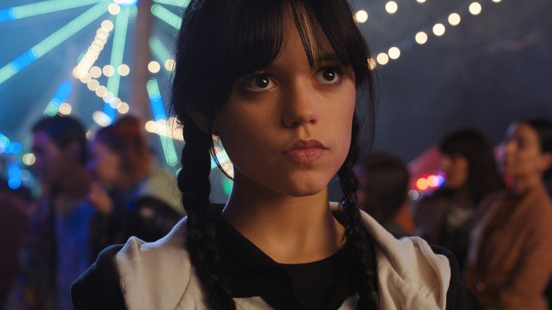 Jenna Ortega, de Wandinha, detalha papel em Beetlejuice 2: "Esquisita de um jeito diferente" (Foto: Reprodução/Netflix)