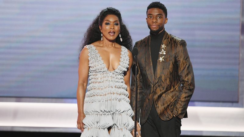 Angela Bassett e Chadwick Boseman (Foto: Kevin Winter/Getty Images for Turner)