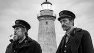 Willem Dafoe e Robert Pattinson em O Farol (Imagem: Reprodução)