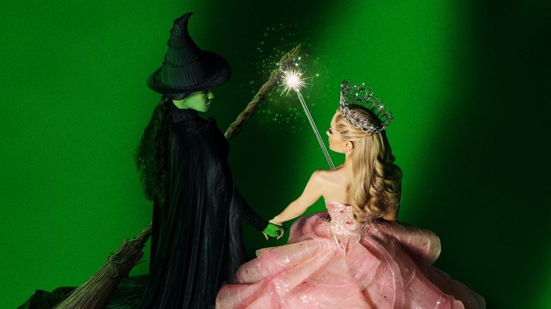 Wicked ganha novas imagens com Ariana Grande, Cynthia Erivo e Michelle Yeoh (Foto: Divulgação/Universal Pictures)