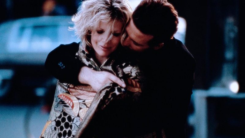 Kim Basinger e Mickey Rourke em "Nove e Meia Semanas de Amor" (Reprodução)