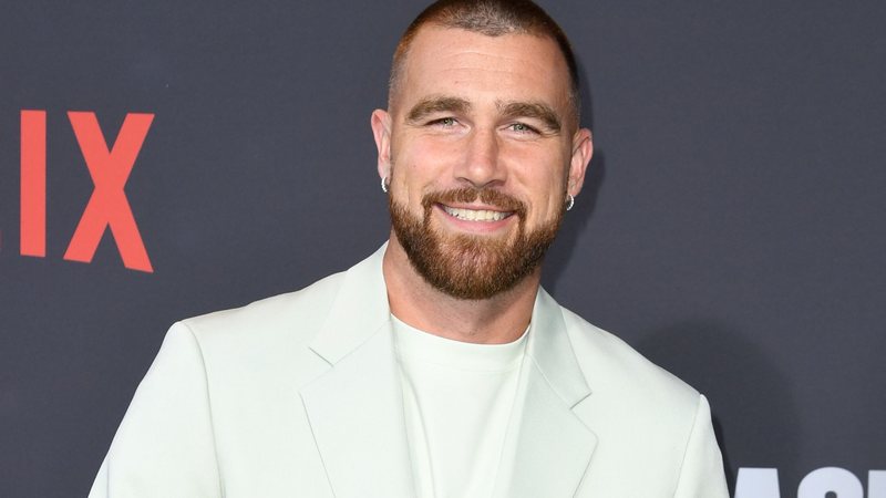 Travis Kelce, namorado de Taylor Swift, irá estrear como ator em série de Ryan Murphy (Foto: JC Olivera/Getty Images)