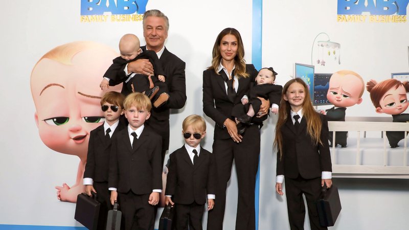 Alec Baldwin, Hilaria Baldwin e filhos (Foto: Jason Mendez/WireImage)