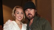 Miley Cyrus e Billy Ray Cyrus (Foto: Chris Polk/BBMA2017/Getty Images for DCP)