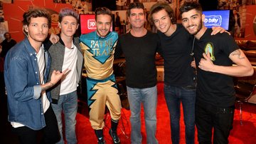 One Direction e Simon Cowell (Foto: Jeff Kravitz/FilmMagic)