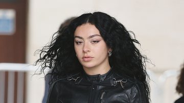 Charli XCX (Foto: Neil Mockford/GC Images)