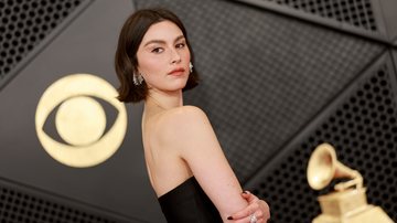 LOS ANGELES, CALIFORNIA - FEBRUARY 04: Gracie Abrams attends the 66th GRAMMY Awards at Crypto.com Arena on February 04, 2024 in Los Angeles, California. (Photo by Matt Winkelmeyer/Getty Images)