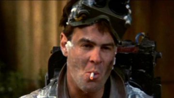 Dan Aykroyd como Raymond "Ray" Stantz em Os Caça-Fantasmas (Foto: Reprodução)