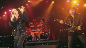 Tony Martin e Tony Iommi em show do Black Sabbath em 1994 (Foto: Mick Hutson/Redferns/Getty Images)