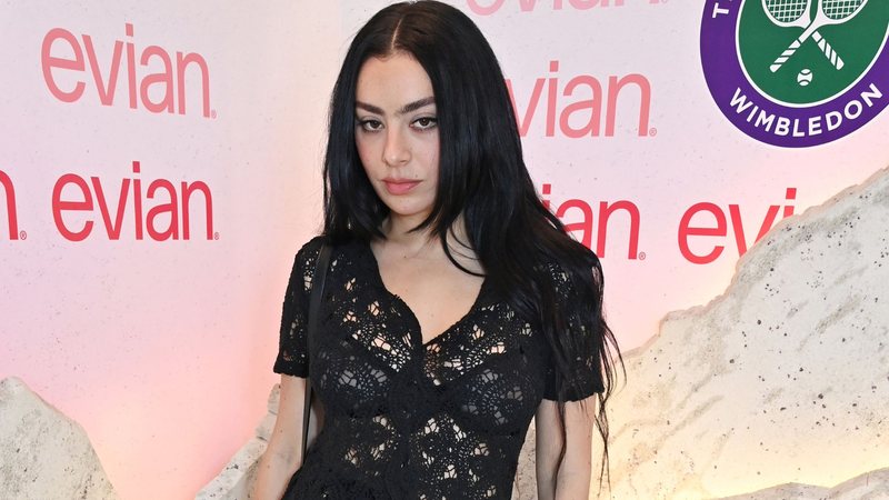 Charli XCX (Foto: Dave Benett/Getty Images for evian)