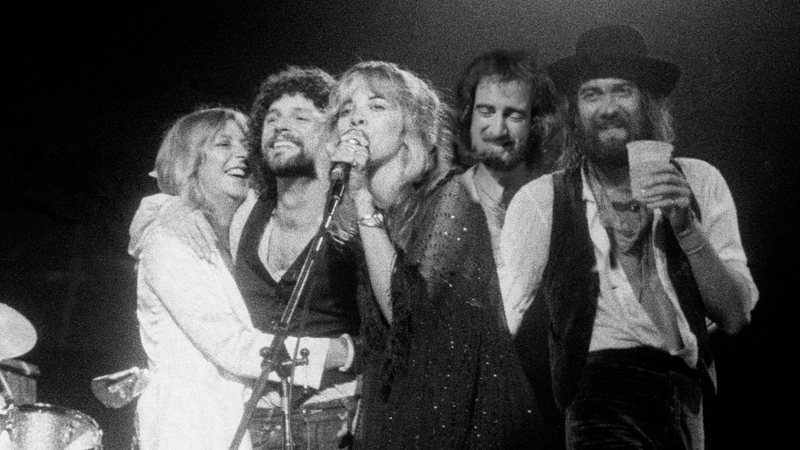 Christine McVie, Lindsey Buckingham, Stevie Nicks, John McVie e Mick Fleetwood em show do Fleetwood Mac(Foto: Richard E. Aaron/Redferns)