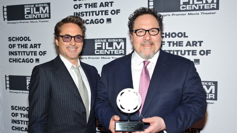 Robert Downey Jr. e Jon Favreau (Foto: Timothy Hiatt/Getty Images)