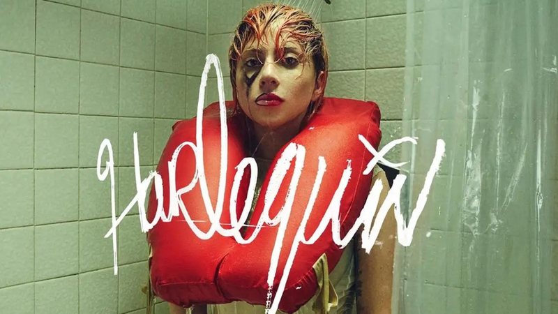 Lady Gaga na capa de Harlequin (Foto: reprodução/Instagram/@ladygaga)