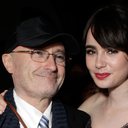 Phil e Lily Collins (Foto: Todd Williamson/Getty Images For Relativity Media)