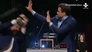 Momento da agressão de José Luiz Datena a Pablo Marçal durante debate na TV Cultura neste domingo (15) (Reprodução)