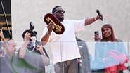 Sean "Diddy" Combs recebe chave de Nova York em 2023 (Foto: Cindy Ord/Getty Images)