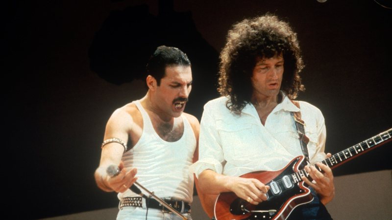 Freddie Mercury e Brian May (Foto: FG/Bauer-Griffin/Getty Images)