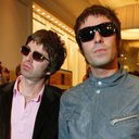 Os irmãos Noel e Liam Gallagher formam a banda Oasis (Foto: Mick Hutson/Redferns)