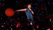 Chris Martin em show do Coldplay (Foto: Dave Simpson/WireImage)