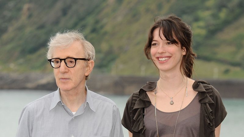 Woody Allen e Rebecca Hall em 2008 (Foto: Carlos Alvarez/Getty Images)