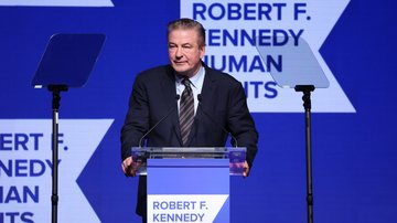 Alec Baldwin (Foto: Kevin Mazur/Getty Images for RFK Ripple Of Hope)